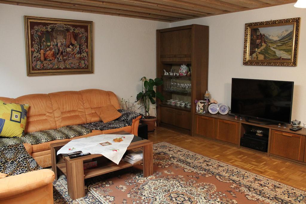 Landhaus Irma บาดฟึสซิง ภายนอก รูปภาพ